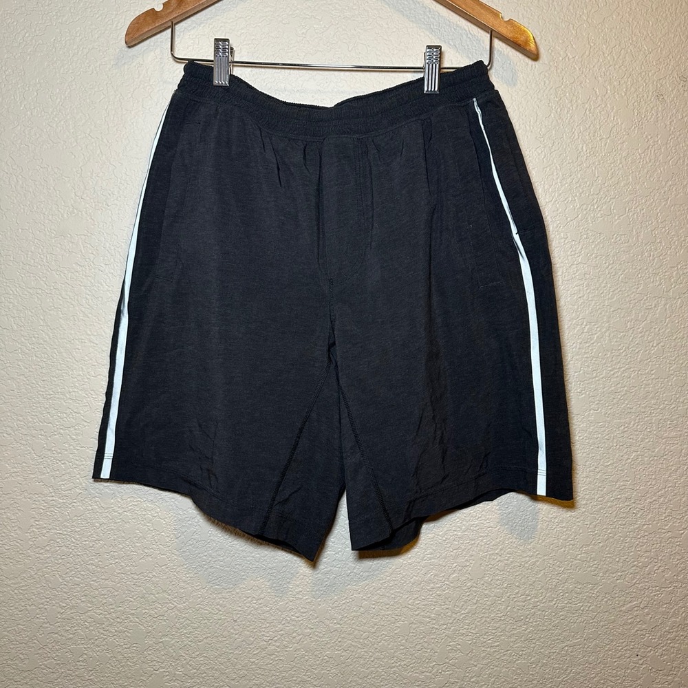 Lululemon Mens L Pace Breaker Shorts Black Lined Athleisure‎ Active Gym Running